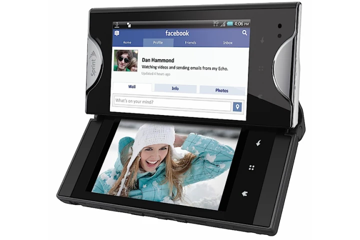 The Kyocera Echo in Simul-Task Mode