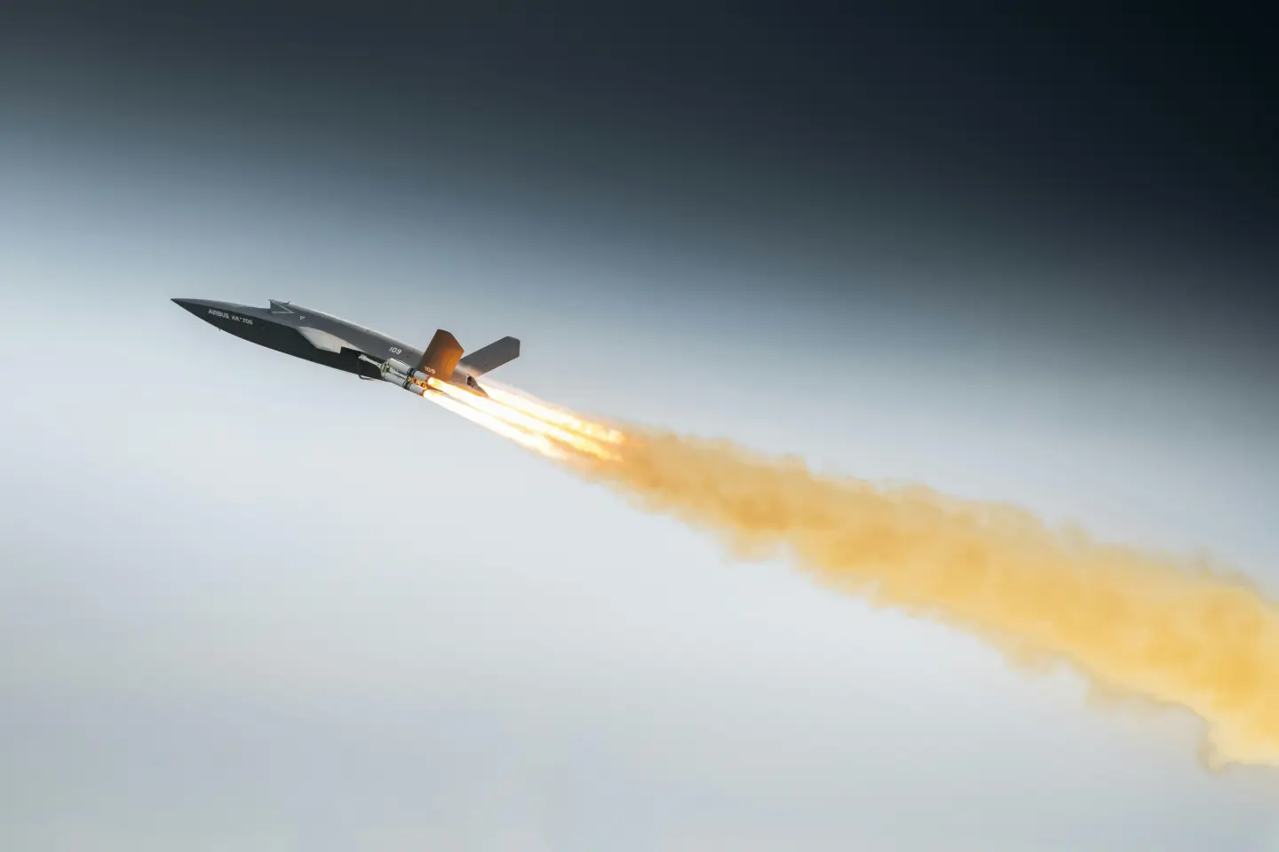 U740-Valkyrie Loyal Wingman rockets into maiden flight