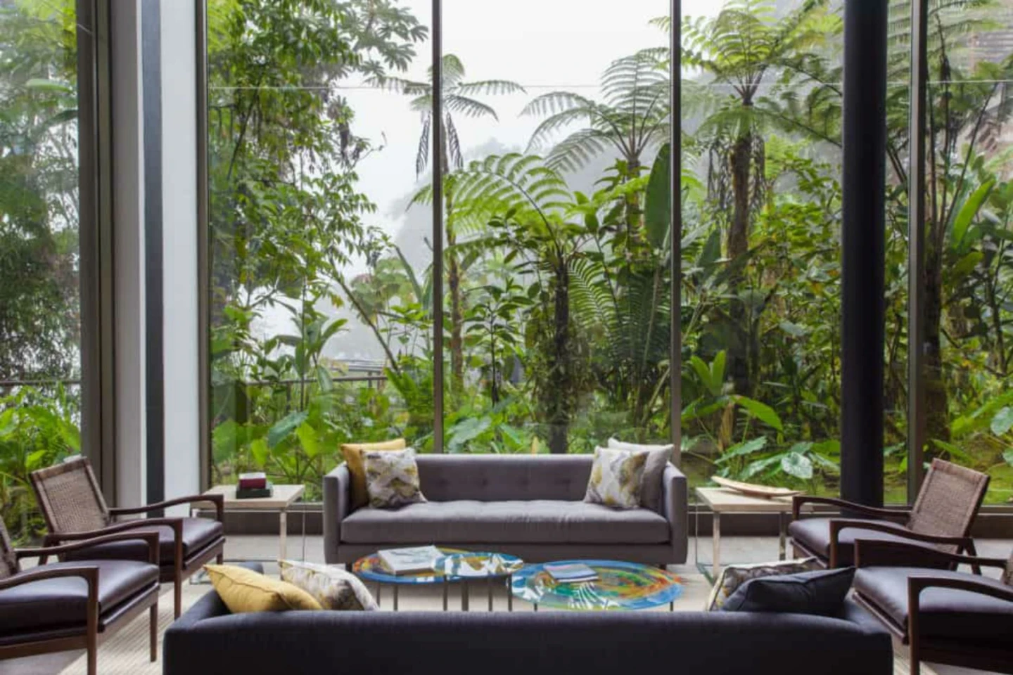 Mashpi Lodge seamlessly combines the biodiversity of the jungle surrounding with the top-notch services of an elegant, 5-star hideaway