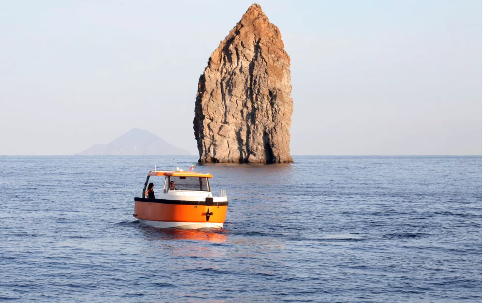 Azure Embark describes the Ethos E30 as "unsinkable" thanks to its sandwiched closed cell foam