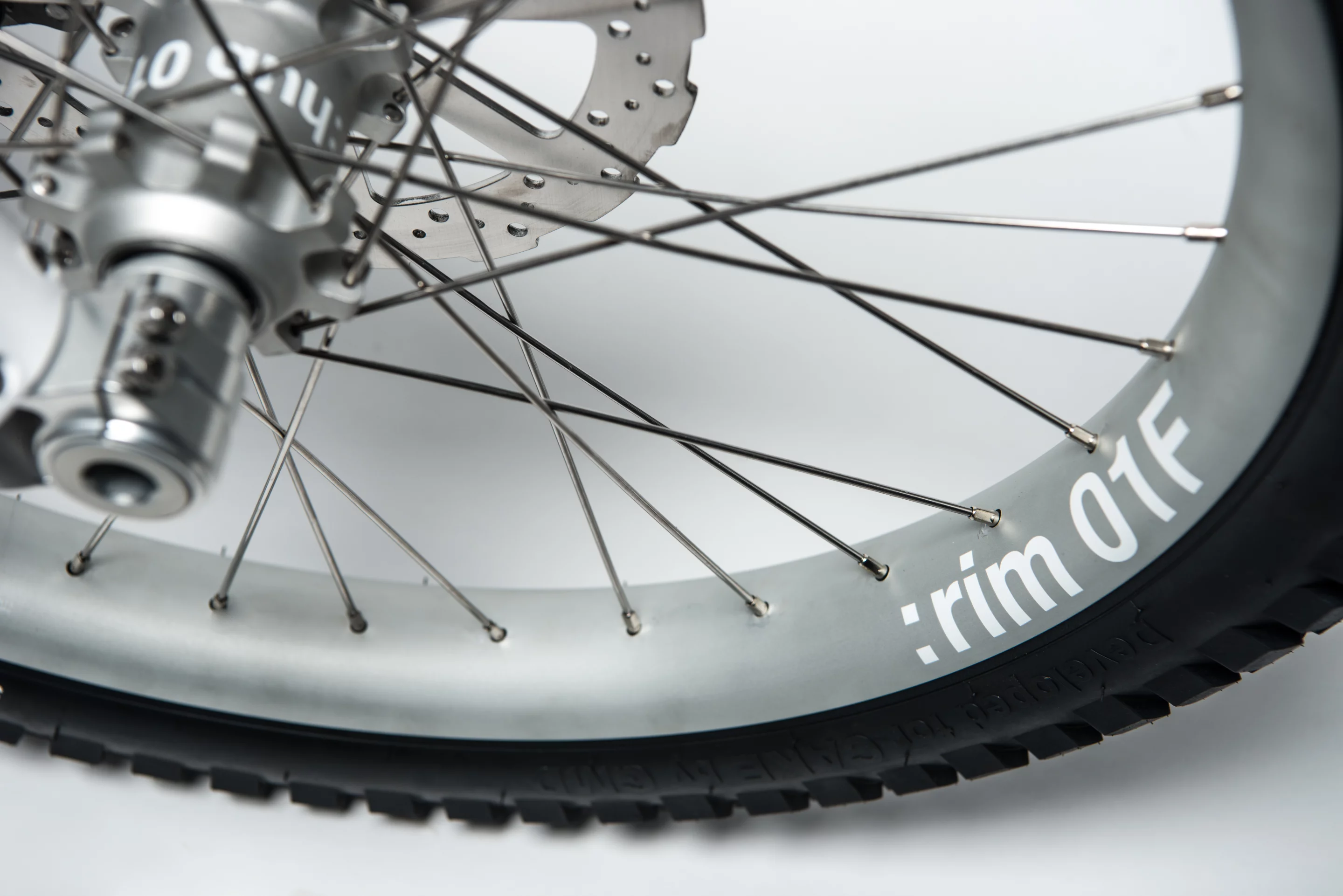 The Cake rides on 24-in 6061 alloy wheels