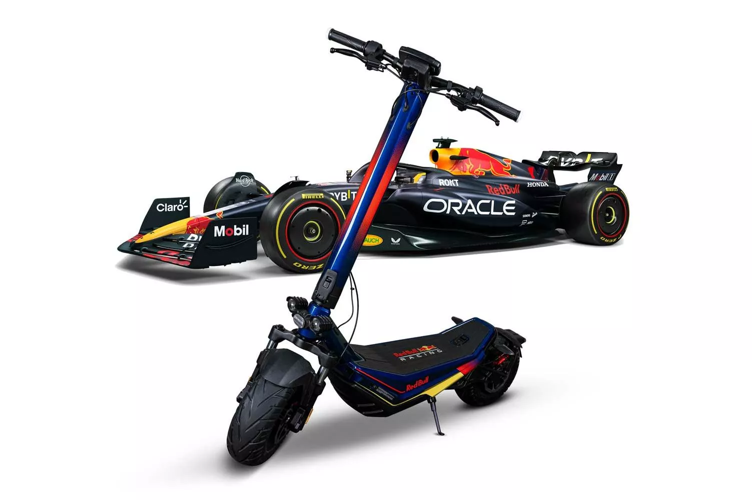 The RS 1200 AT e-scoot's 500-W hub motor offers a top speed of 25 km/h and is capable of pushing up 33% inclines