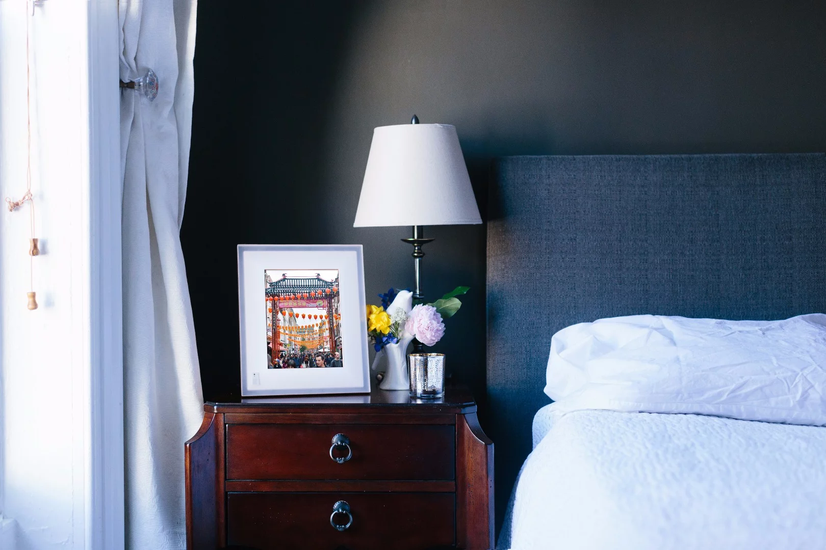 Multiple people can contribute photos to the Aura frame, meaning that shots taken by a whole family can be displayed in one place