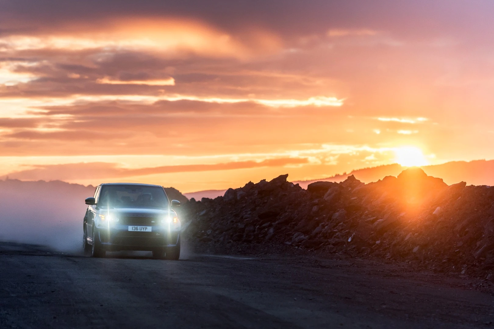 Range Rover Sport SVR acceleration tests