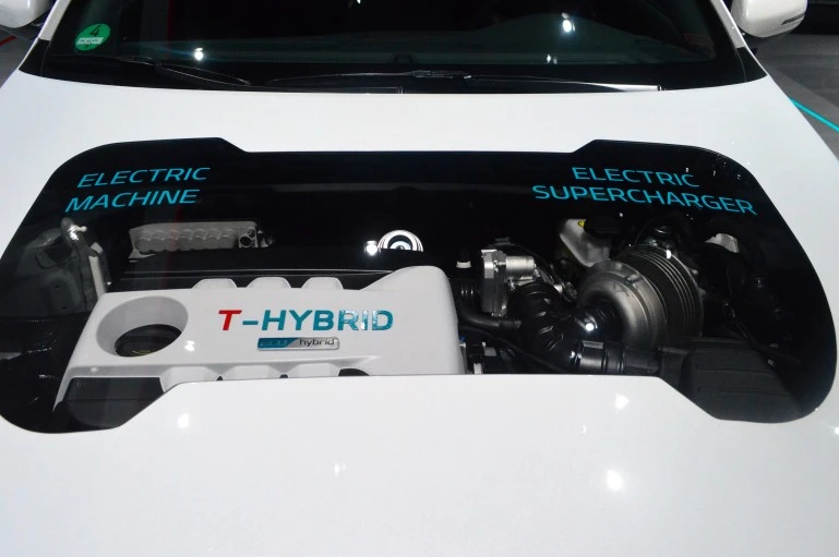A peek into the Kia Optima T-Hybrid's hood (Photo: C.C. Weiss/Gizmag)
