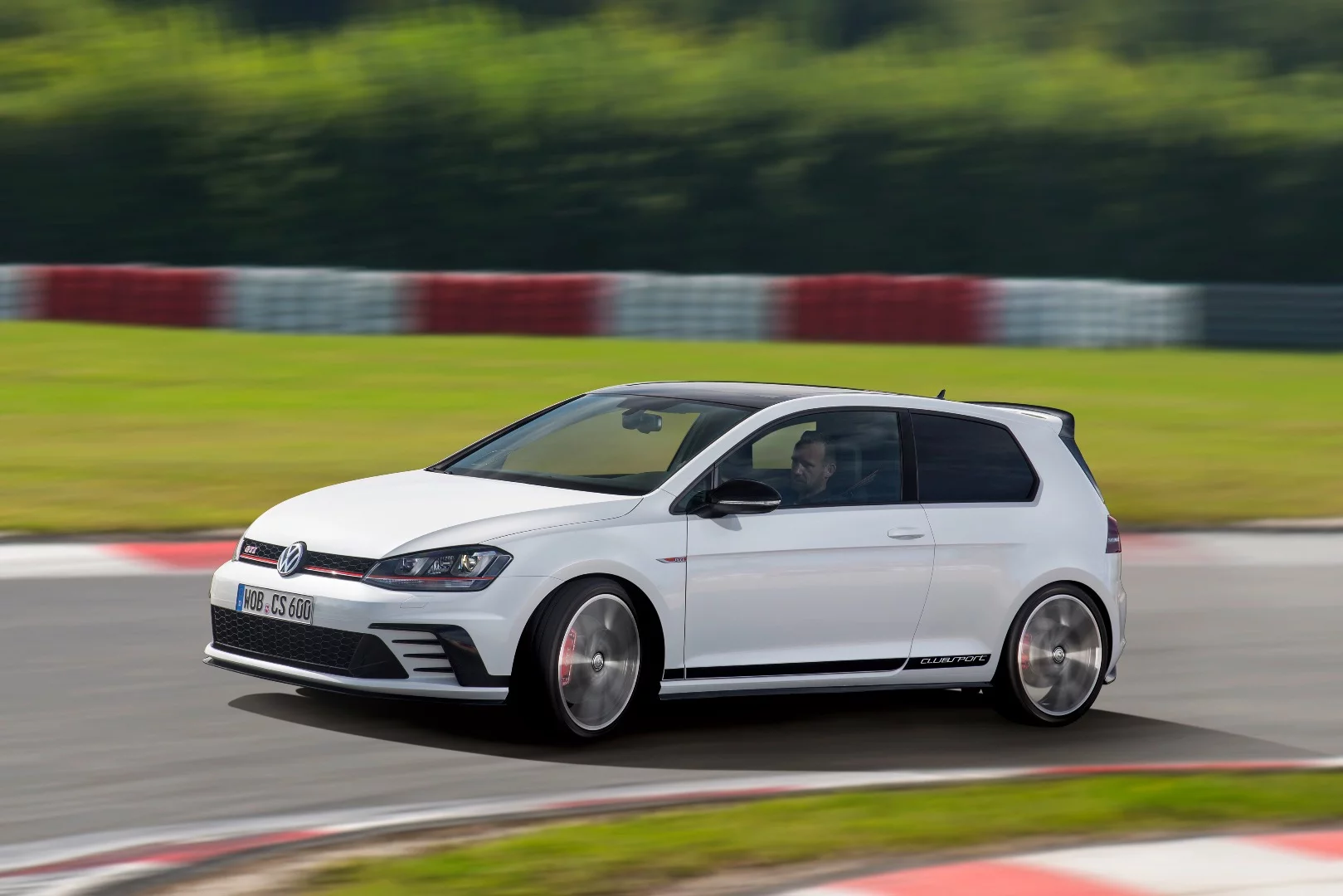 The Clubsport sprints from 0-62 mph as quickly as 5.9 seconds