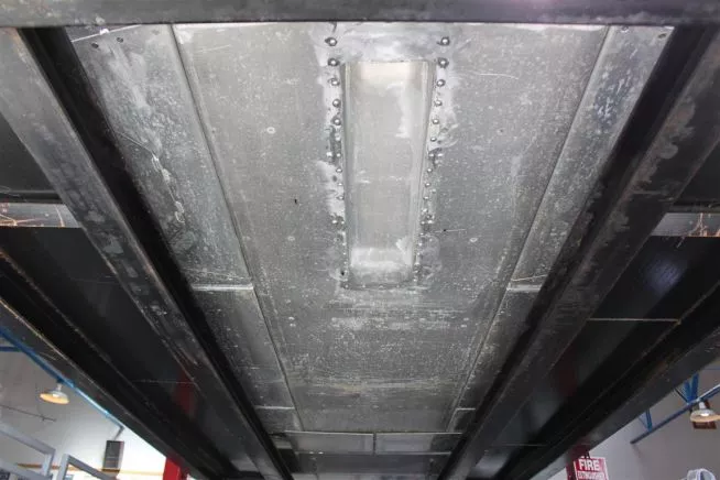 Mr. M. Witt designed and built the car from scratch in order to break the rather slapdash and anarchic-sounding Amphibious World Speed Record