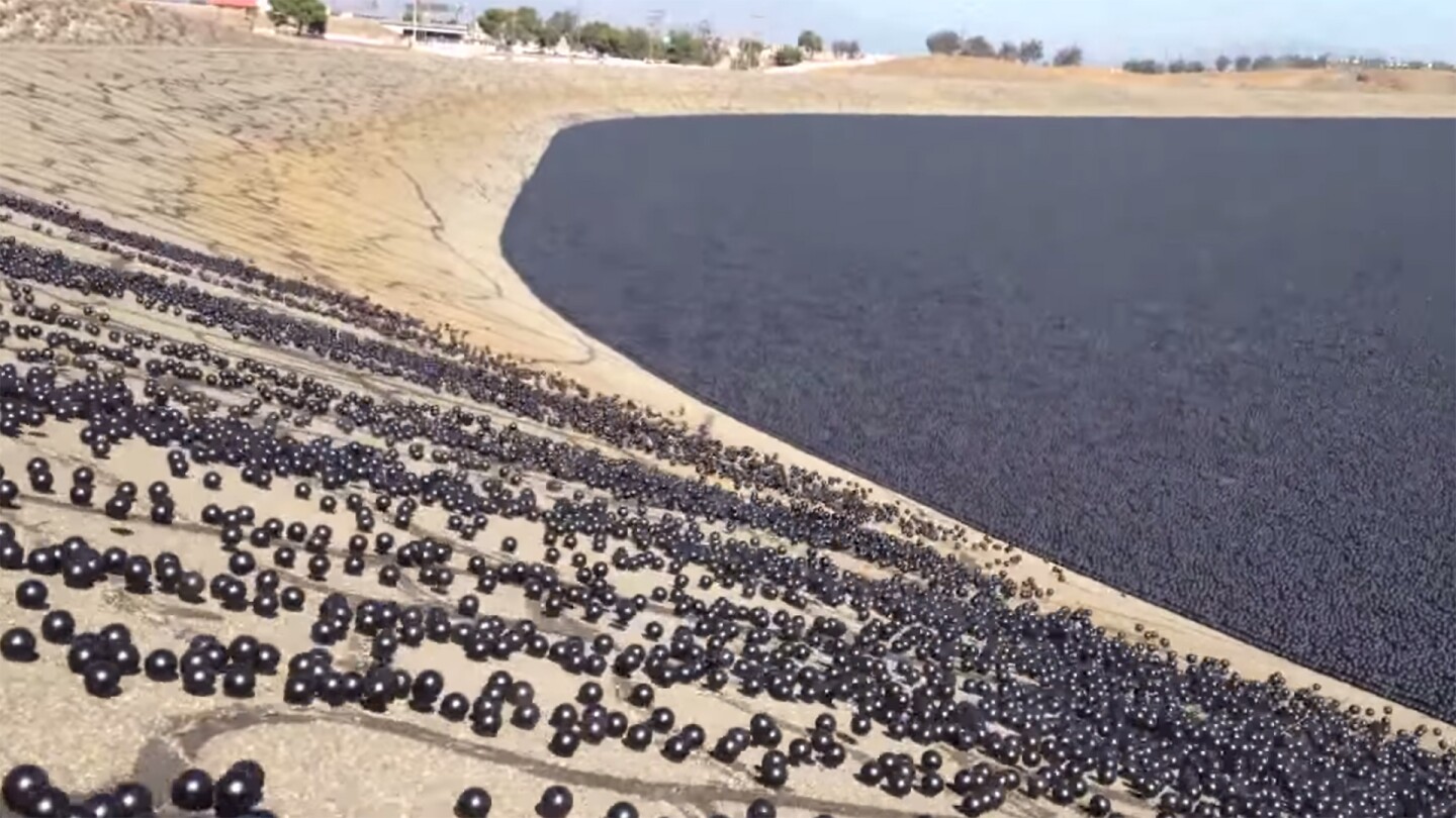 In all, 96 million shade balls were required to cover the LA Reservoir
