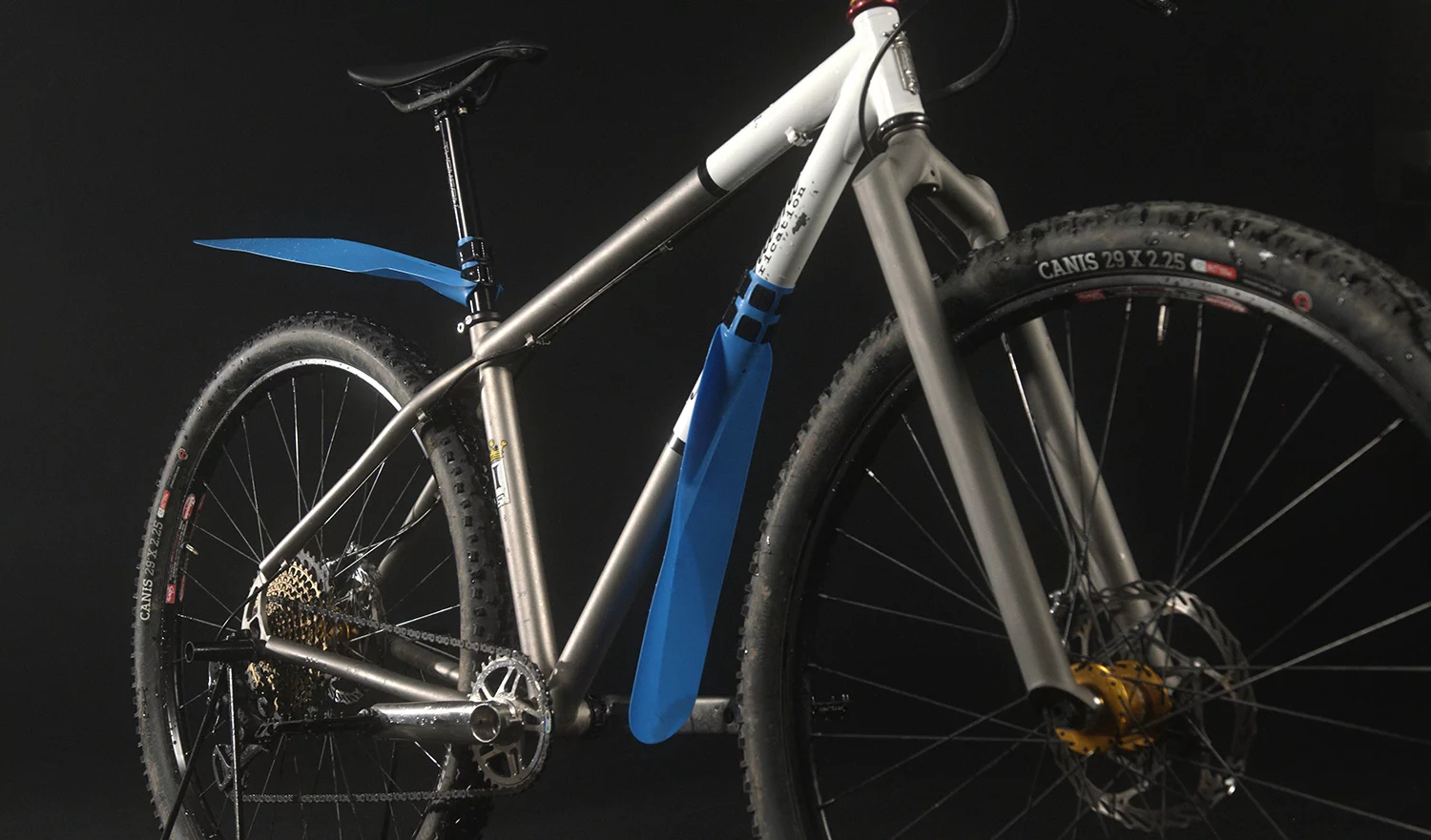 The Omnis are designed to work with a variety of bikes, from traditional road bikes, to urban commuters, to gravel and cyclocross bikes, to some mountain bikes