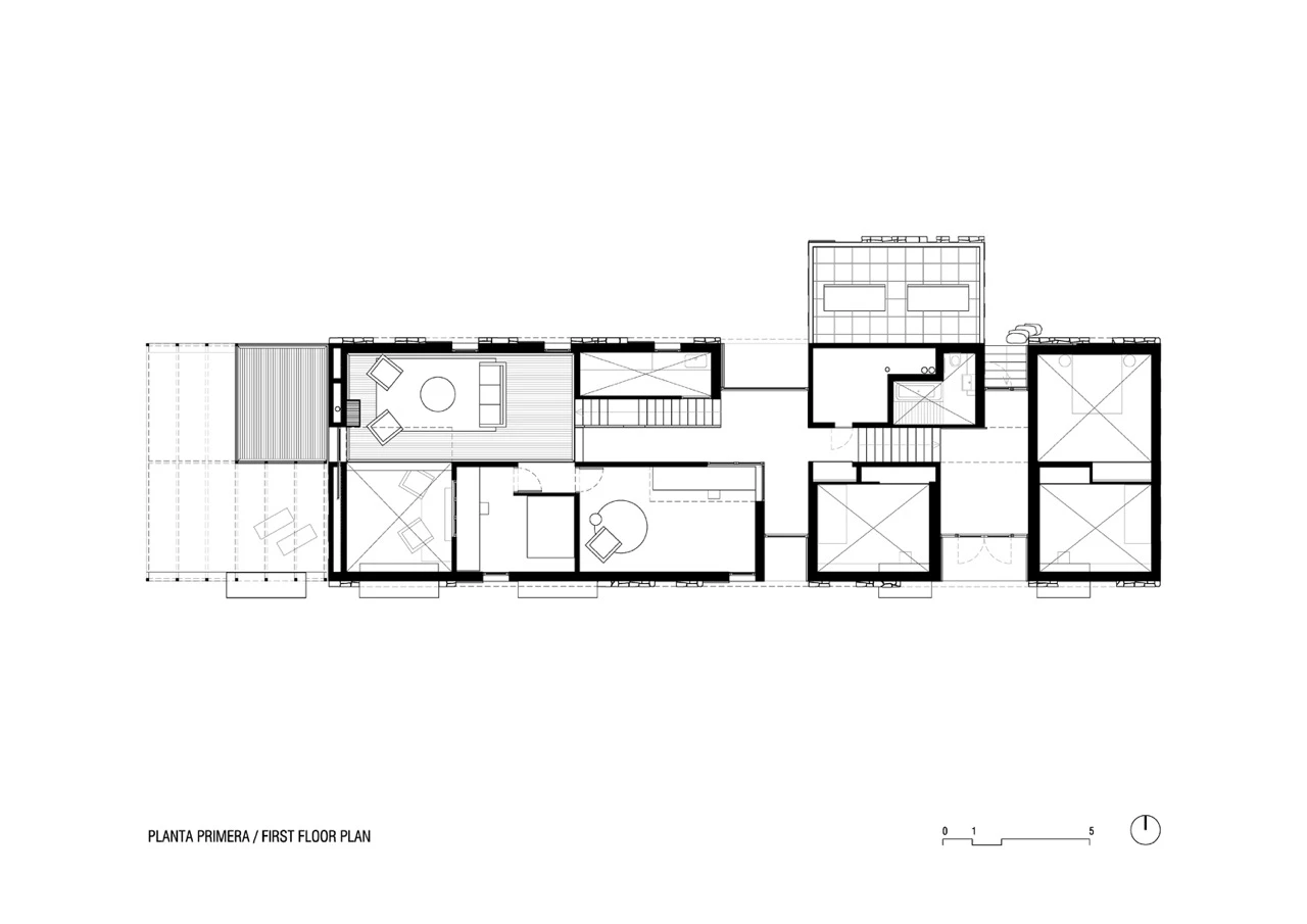 Architectural drawing of the MMMMMS House (Image: Anna & Eugeni Bach)