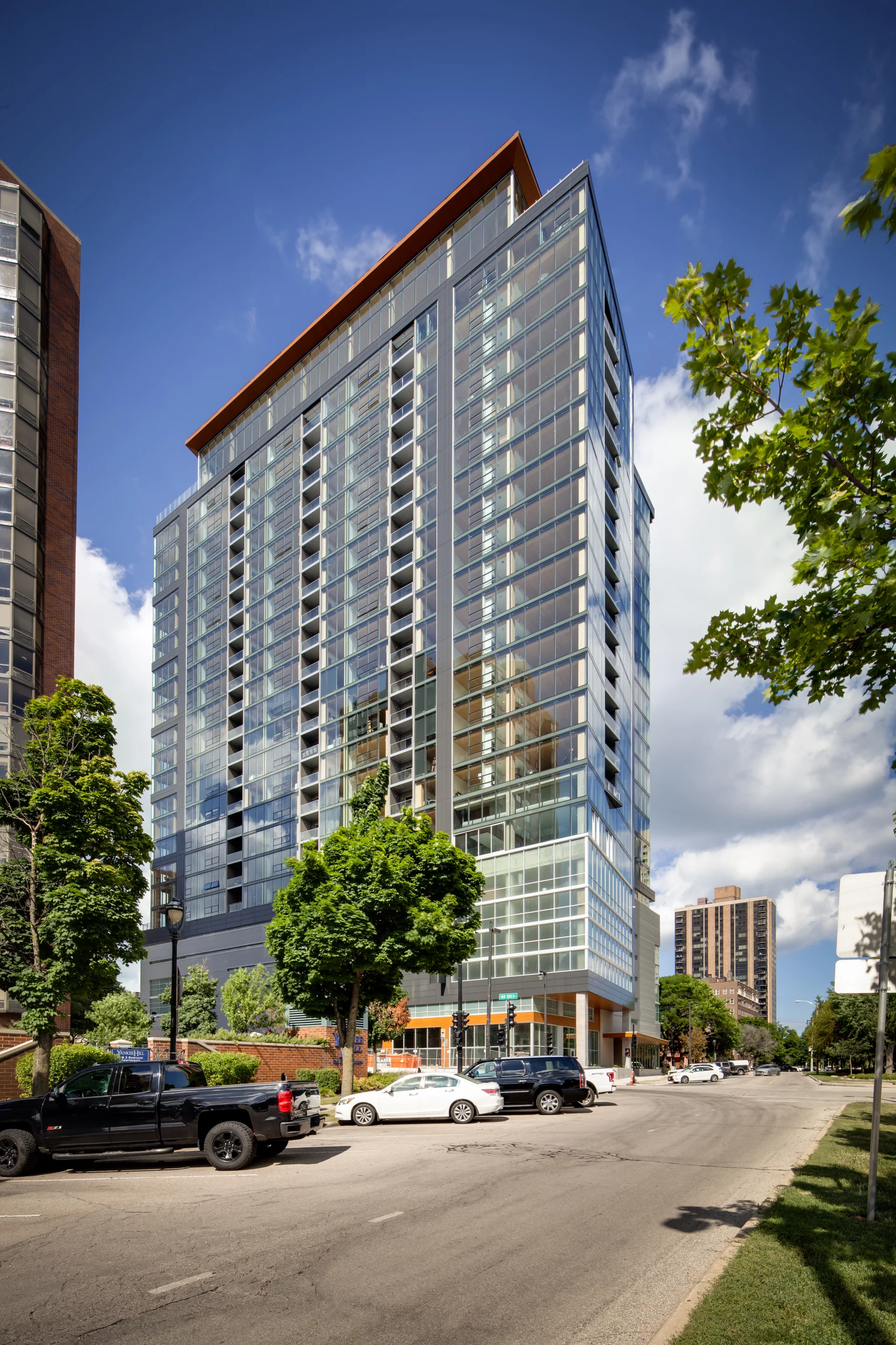 The Ascent, by Korb + Associates Architects, reaches an impressive height of 85.4 m (280 ft) in Milwaukee, Wisconsin