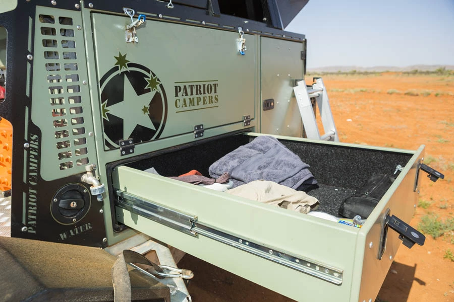 The TH610 has 2,000 liters of dust-proof storage space