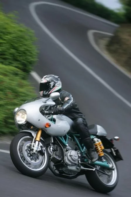 The Paul Smart Replica - from a distance ...