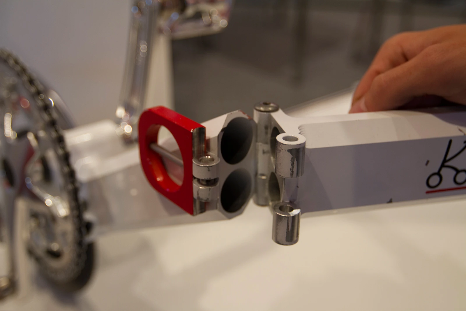 The patented hing at the center of the Kwiggle Bike frame
