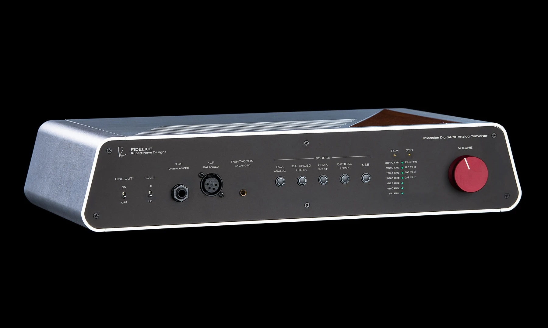 The Fidelice Precision Digital-to-Analog Converter boasts a Class A circuit design with transformer balanced XLR outputs