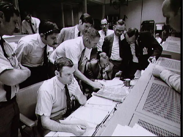Mission Control Center during the Apollo 13 oxygen cell failure (Photo: NASA)