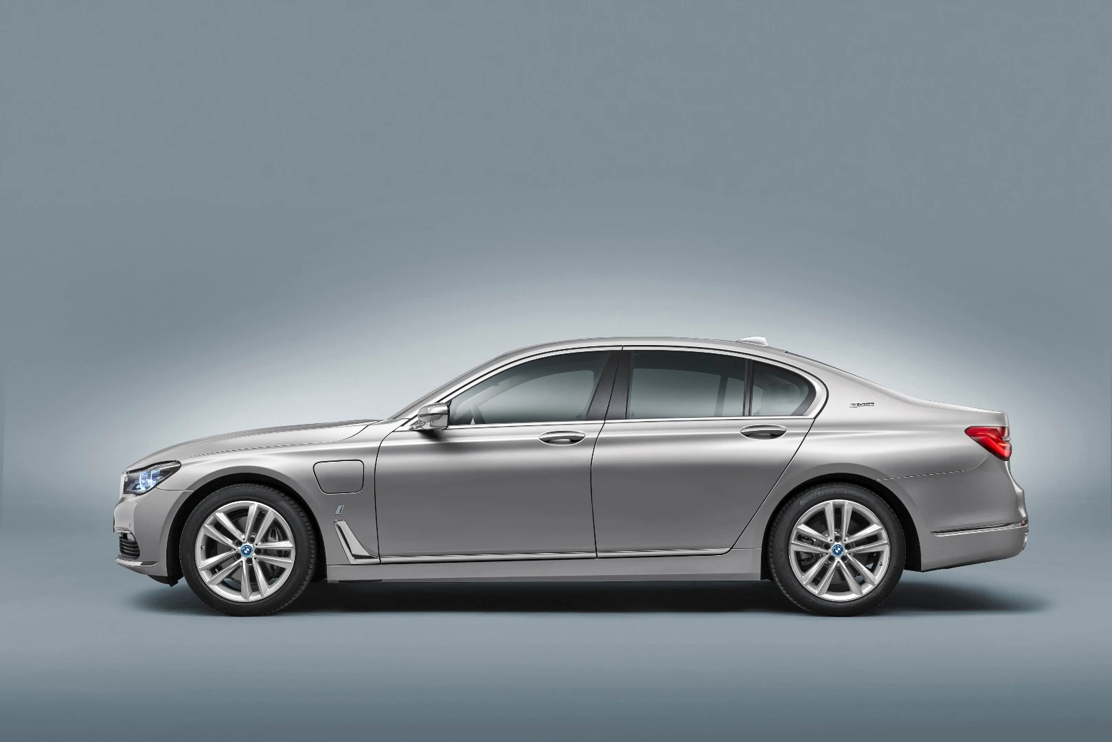 Now classic BMW styling is found on all 7 Series sedans, including the new 740e iPerformance