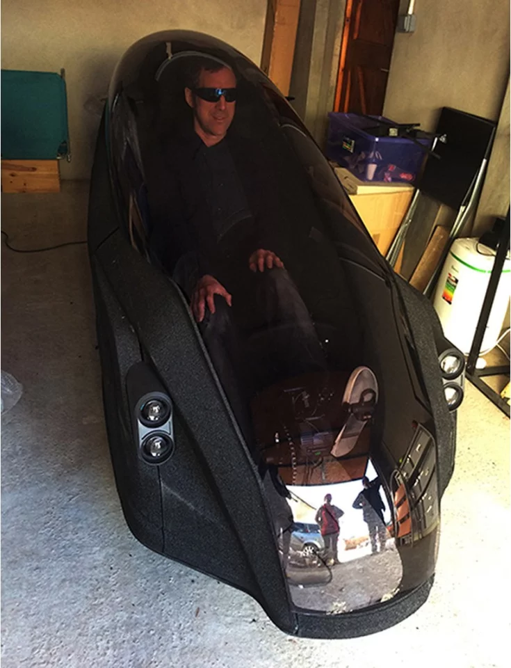 Grant Sinclair tries out a prototype eTrike shell