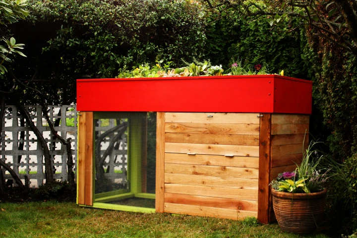 The Kippenhouse chicken coop roof is deep enough to grow vegetables (Credit: Traci Fontyn)