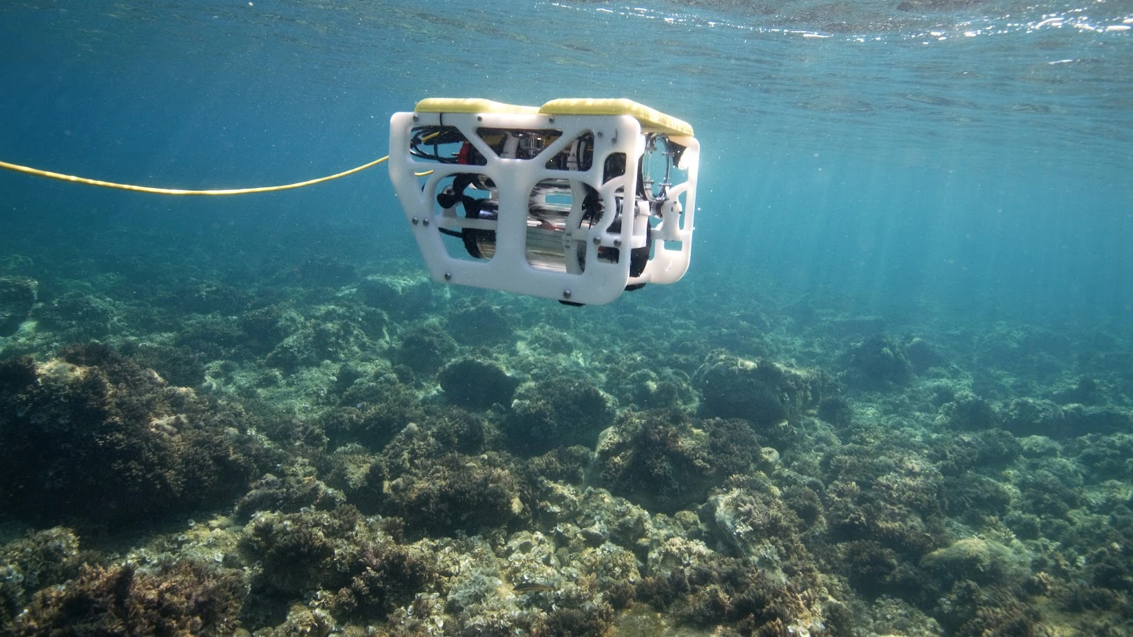 The Sibiu Nano is propelled/steered by six thrusters