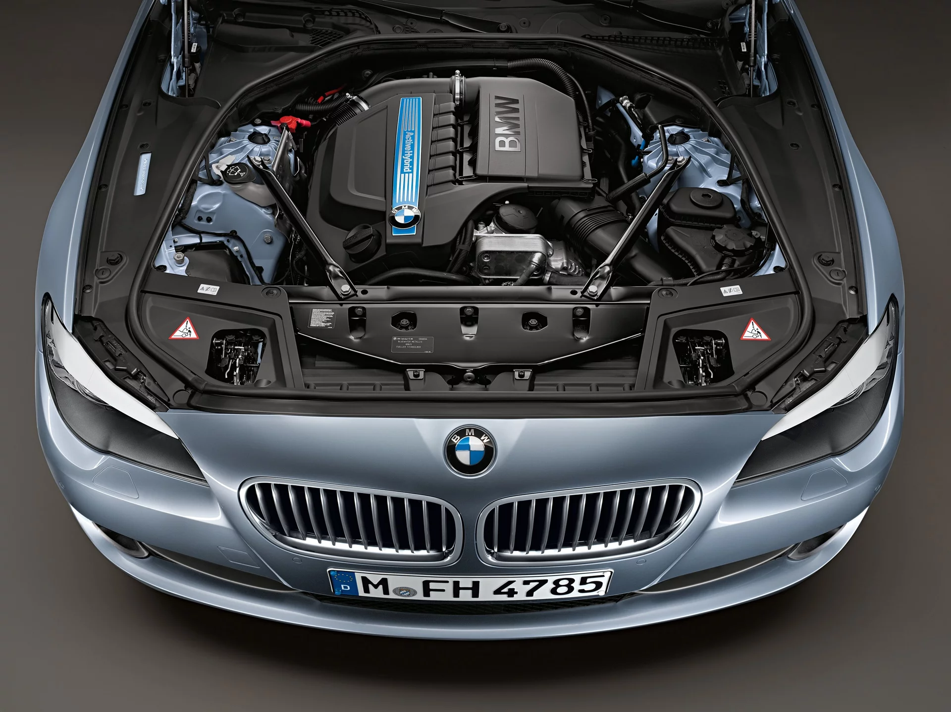 BMW's ActiveHybrid 5 under the hood