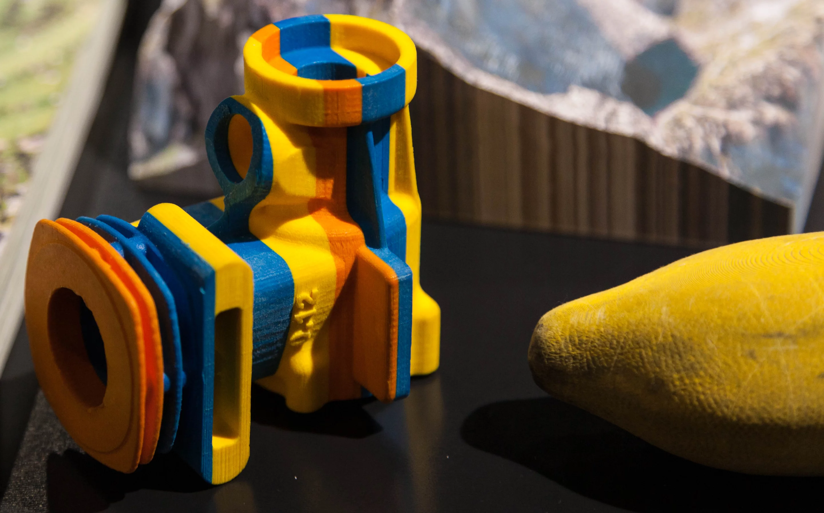 Multicolor, complex shaped part printed in the Mcor IRIS machine (Photo: Loz Blain)