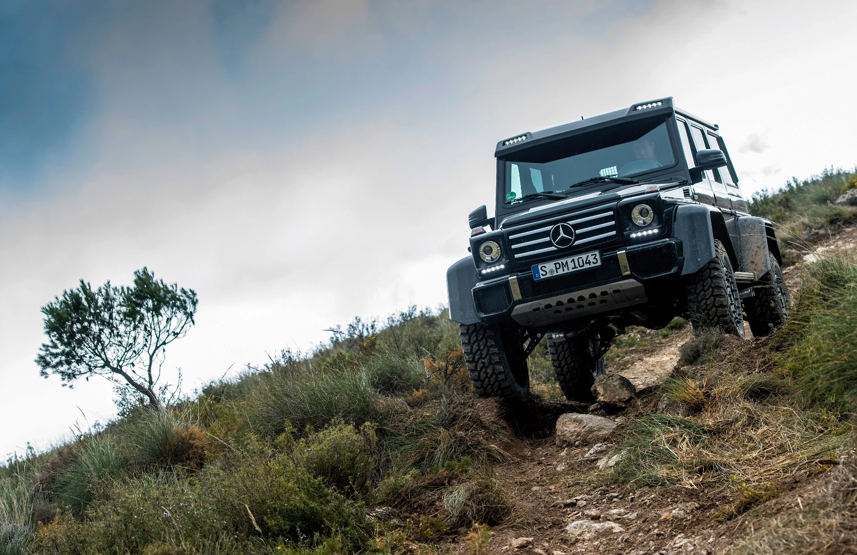 The G500 4x4 Squared starts at €226,100
