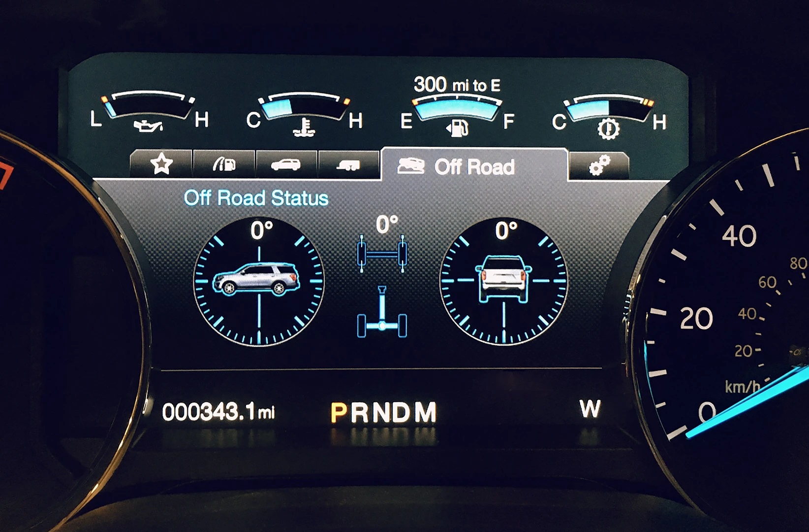 The off-road dashboard display in the FX4 Expedition