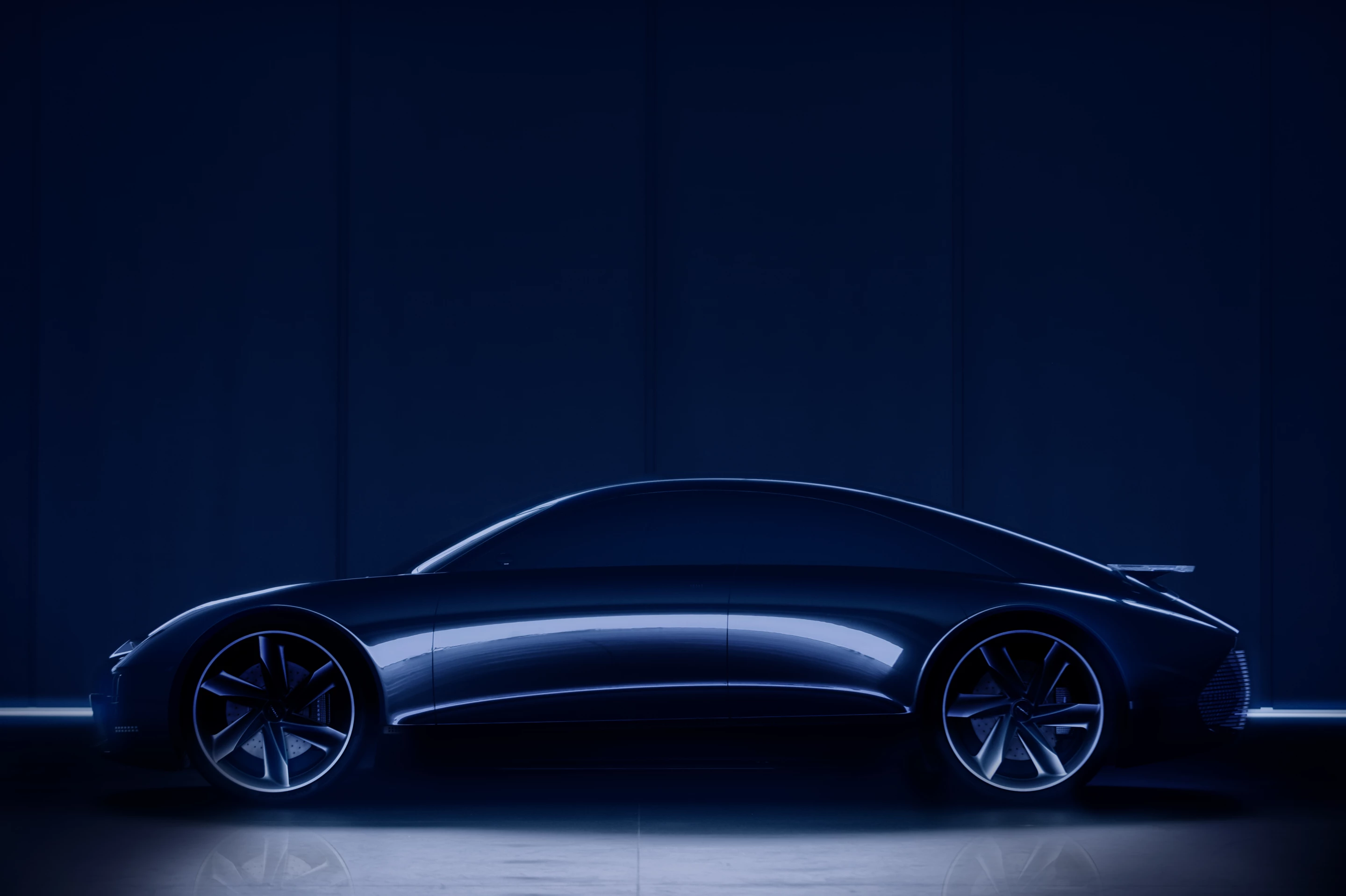 Aero-inspired design makes for smooth curves and flowing lines