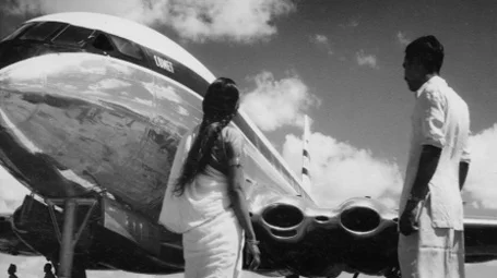 A Comet at Calcutta Airport