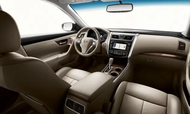 Nissan estimates the new Altima at 38 mpg highway