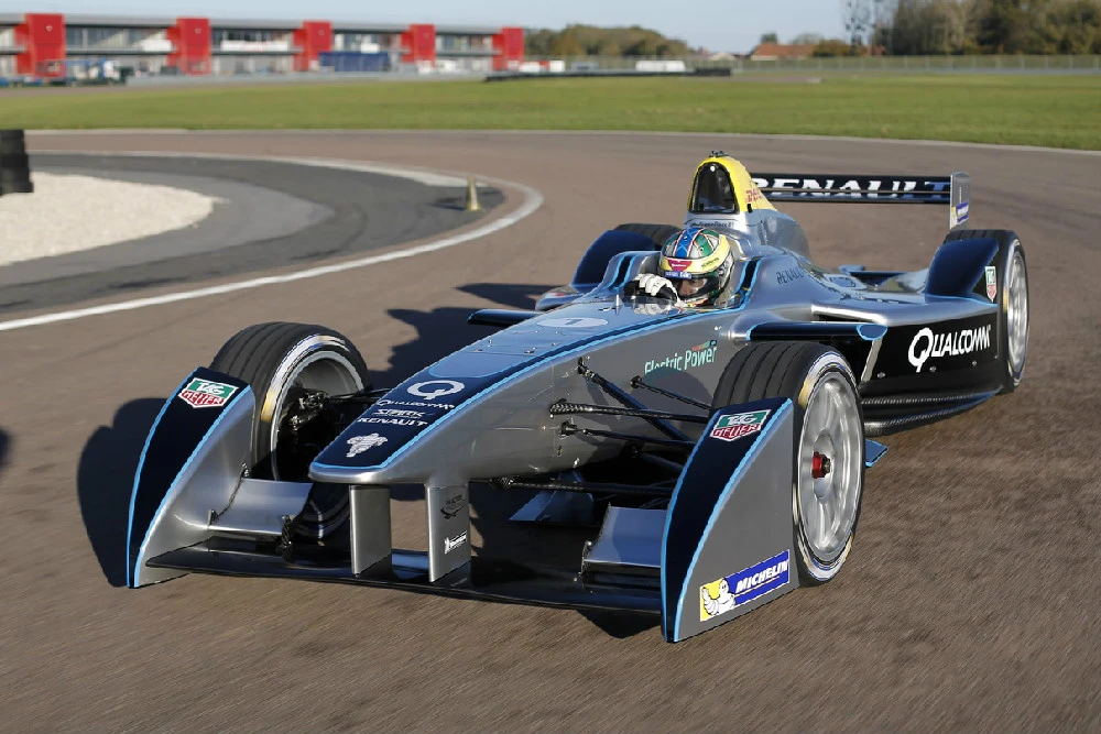 For the 2014-2015 season, each team has access to four Spark-Renault SRT01E Formula E cars, or two cars per driver (Photo: FIA Formula E)