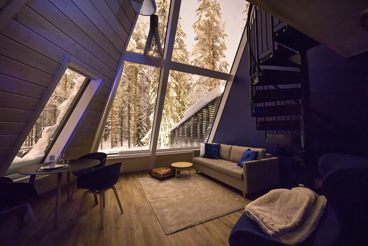 Each Superior Glass Apartment (40 m2) includes a living area and own private hot spring outdoor hot spa and sauna