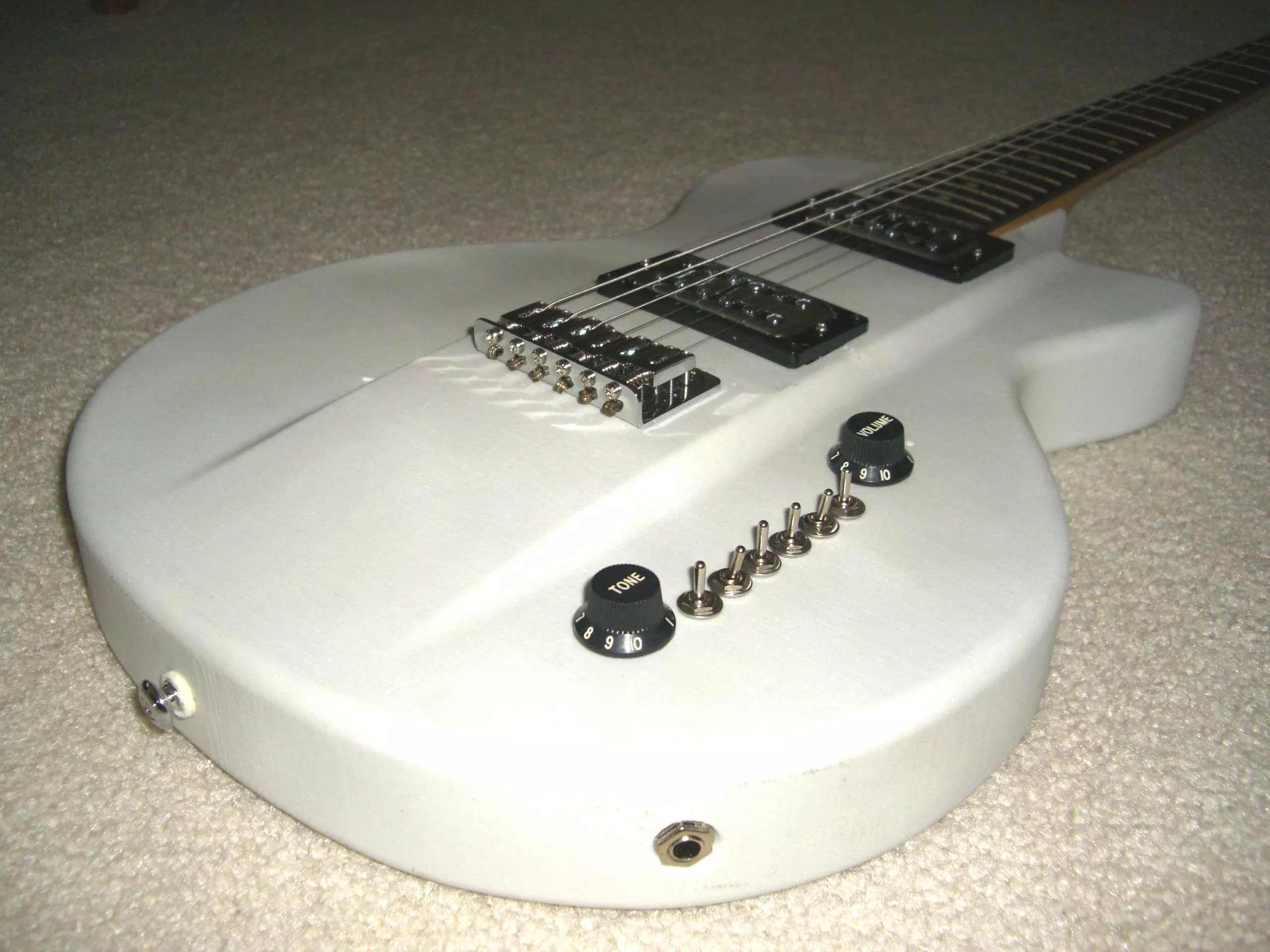 The AWE-3DG 3D-printed guitar from AweSome Musical Instruments