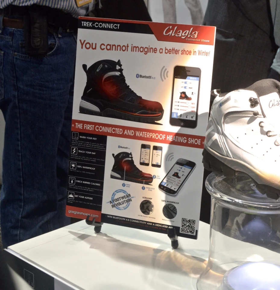 We didn't see the Trek-Connect in the leather, but Glagla was advertising it at CES 2015