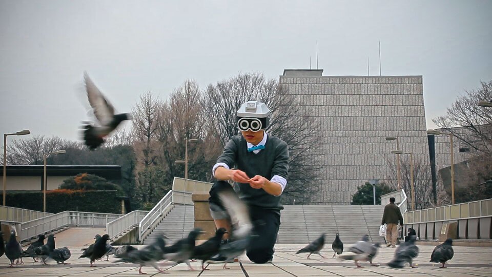 I can hear you but I can't see you - the Touchy helmet-cam
