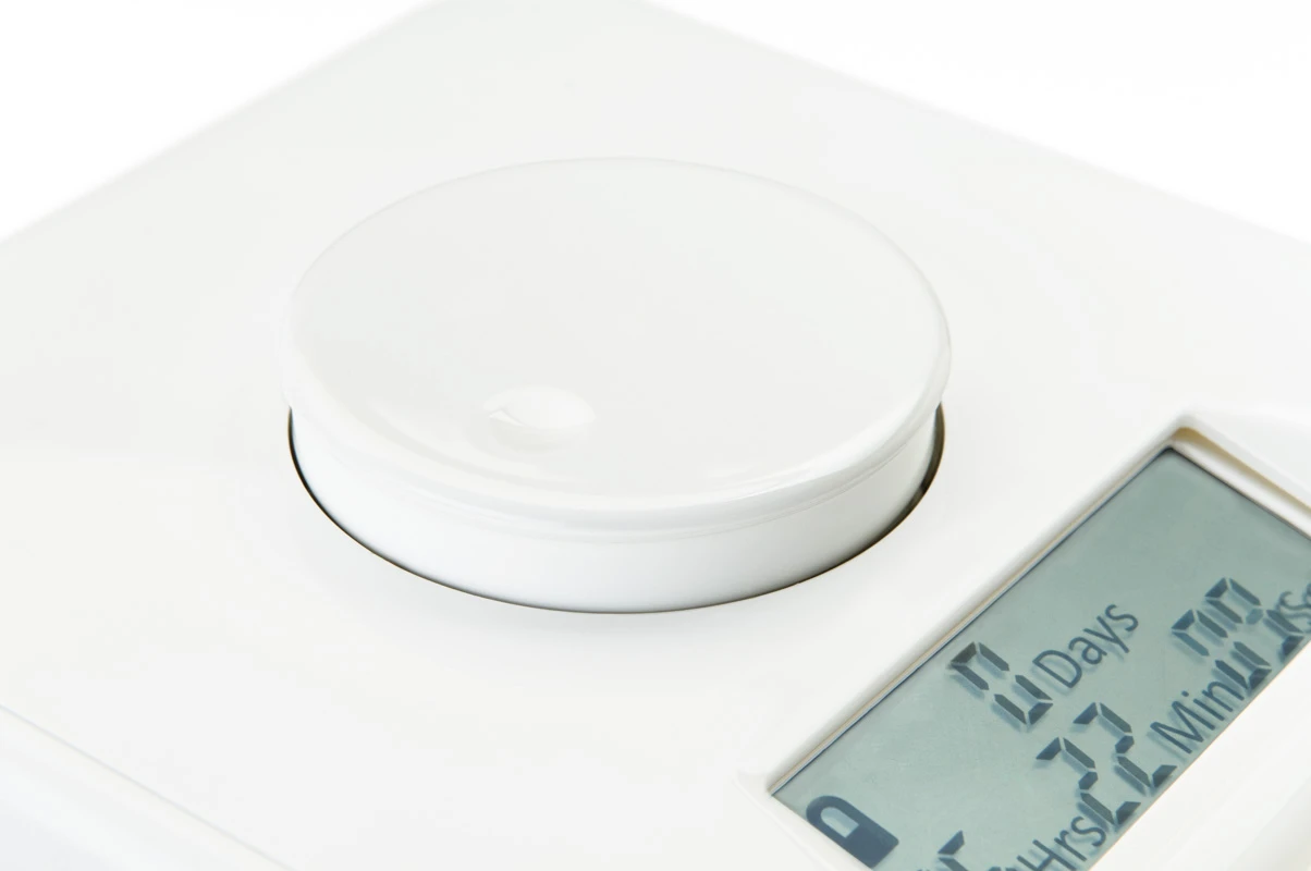 Once an item is locked inside, there is absolutely no way of opening the Kitchen Safe until the timer reaches zero