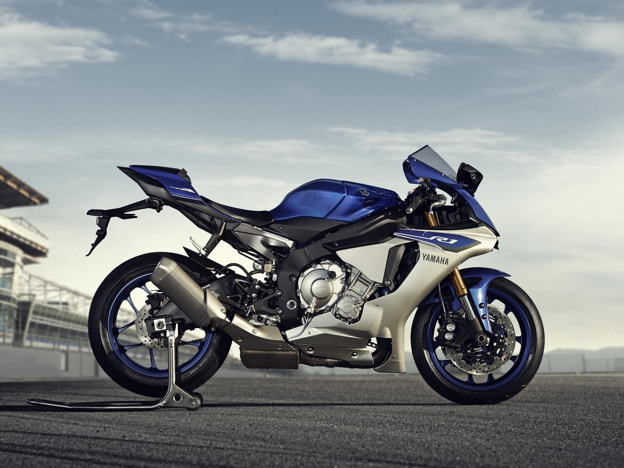 2015 Yamaha YZF-R1