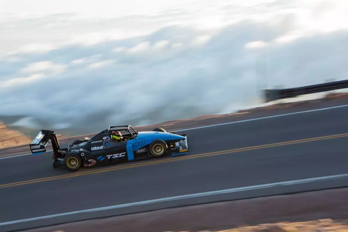 Robin Shute, this year's winner, ascends the Pikes Peak racetrack above cloud level