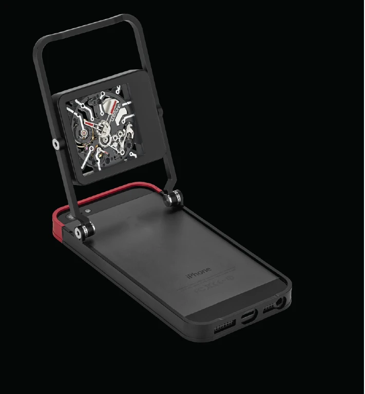 The We5S can be positioned to display the time
