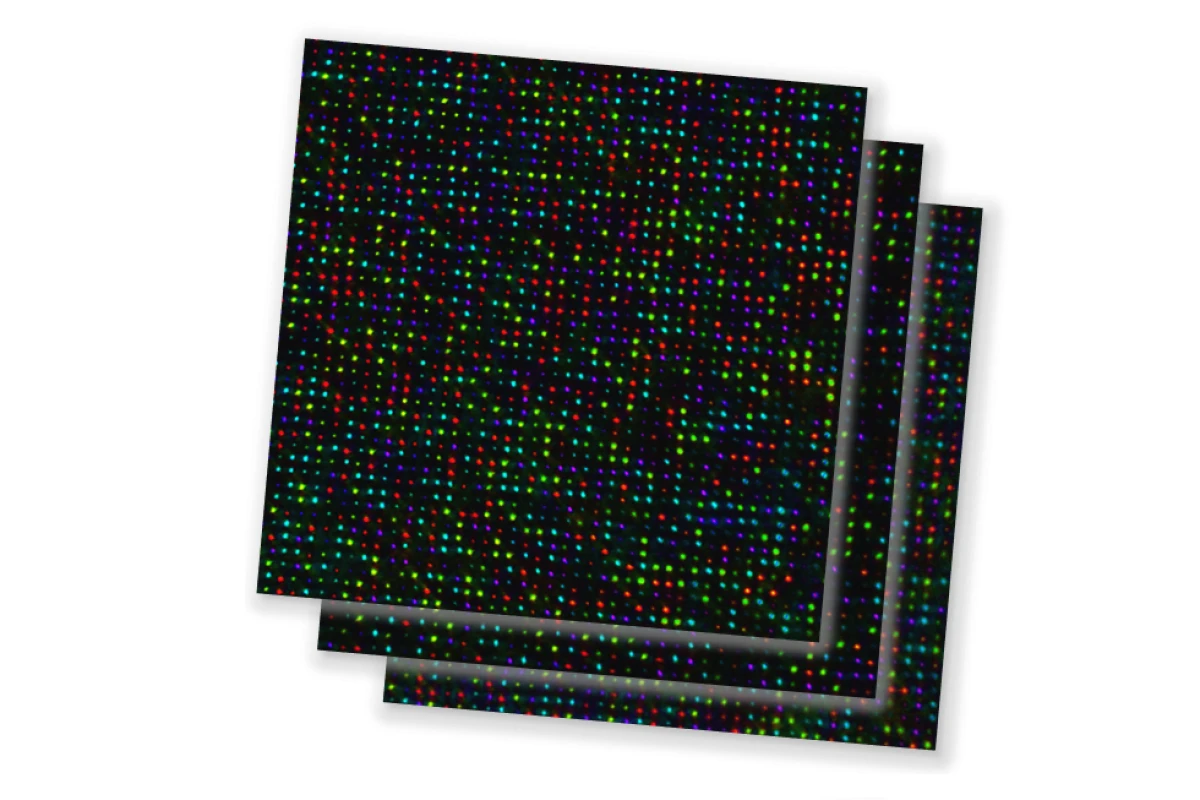 Researchers at the University of Southampton have created an extremely durable computer memory that can store 360 TB of data (Image: University of Southampton)