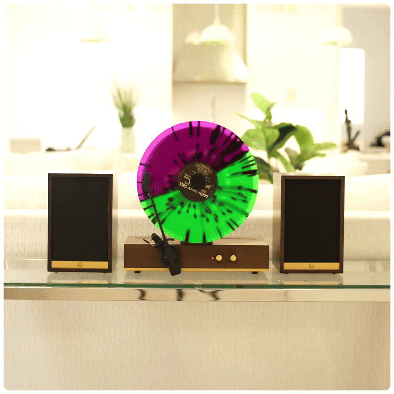 The Fuse GLD vertical turntable comes with a pair of matching bookshelf speakers