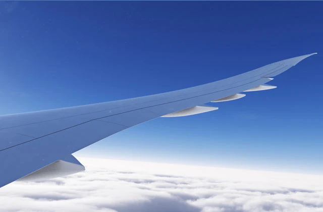 The airplane's wings are based on those of the 787 Dreamliner