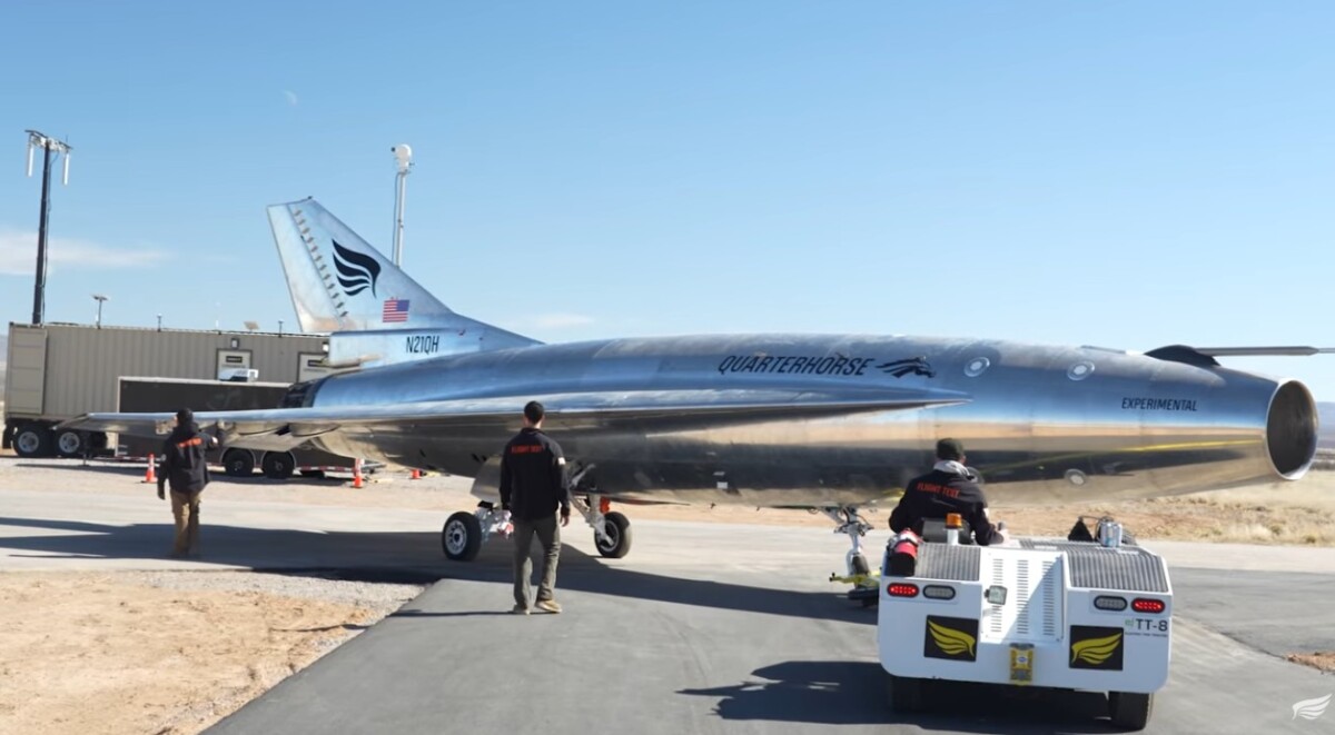 Quarterhorse 2.1 takes flight on way to beating 50-year-old SR-71 record