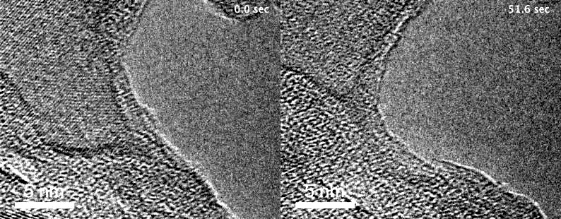 A comparison over time, as the aluminum oxide layer deforms and elongates to protect the aluminum (left side of both images) from oxygen (right side)