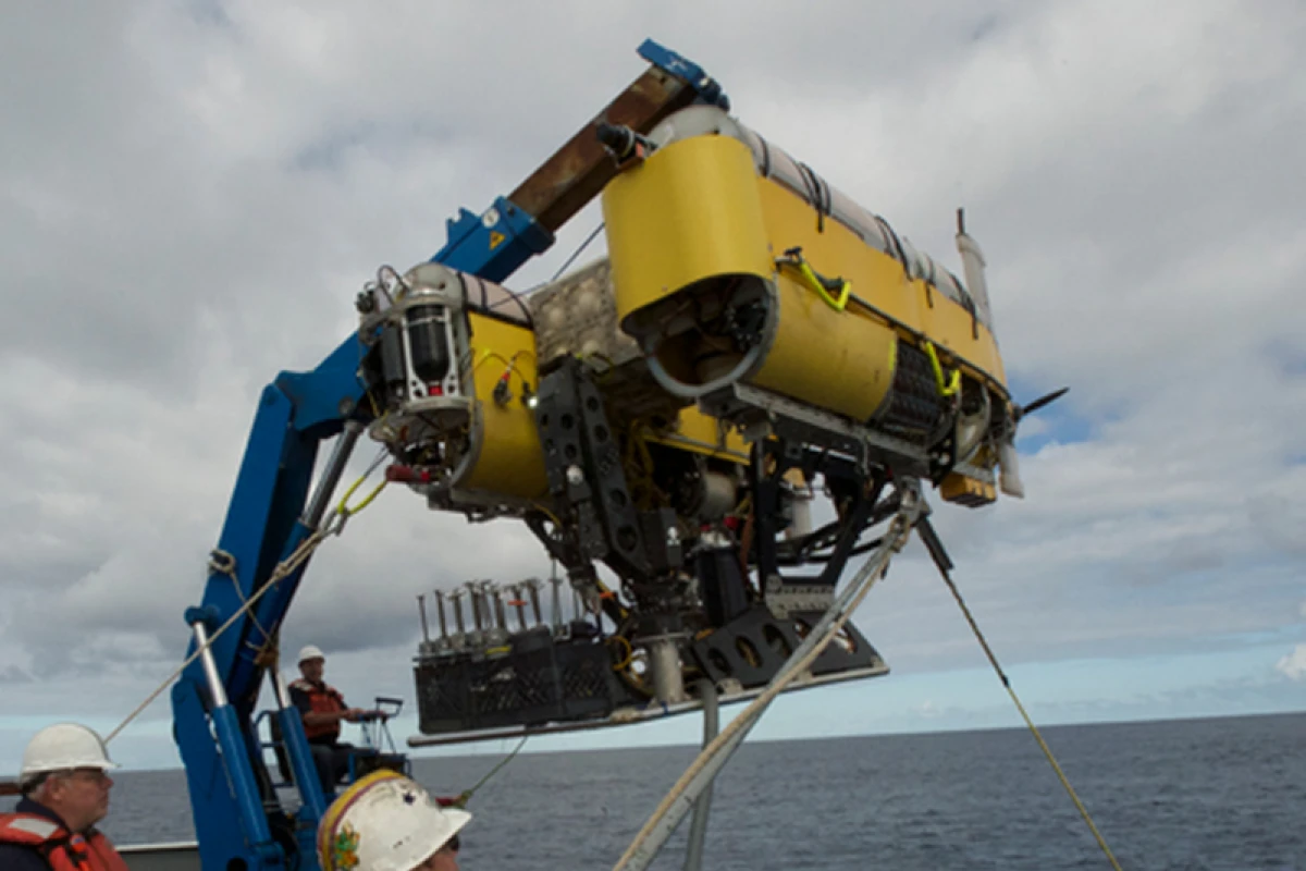 The loss of the Nereus submersible represents a significant loss to the scientific community (Photo: Ken Kostel, Woods Hole Oceanographic Institution)