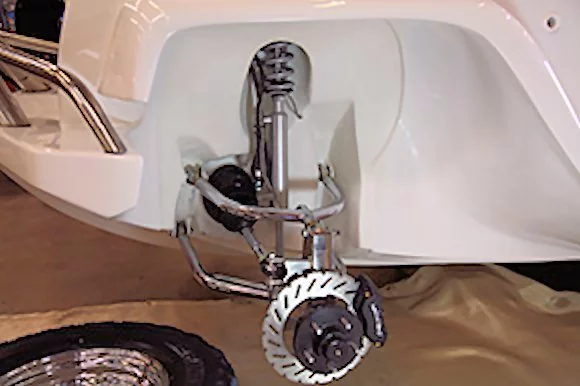 Long-travel Panther suspension allows medium-level off-roading (Photo: WaterCar)