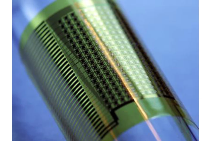 The flexible silicon technology used to create a new type of implantable device (Image: Dae-Hyeong Kim, Ph.D., University of Illinois)