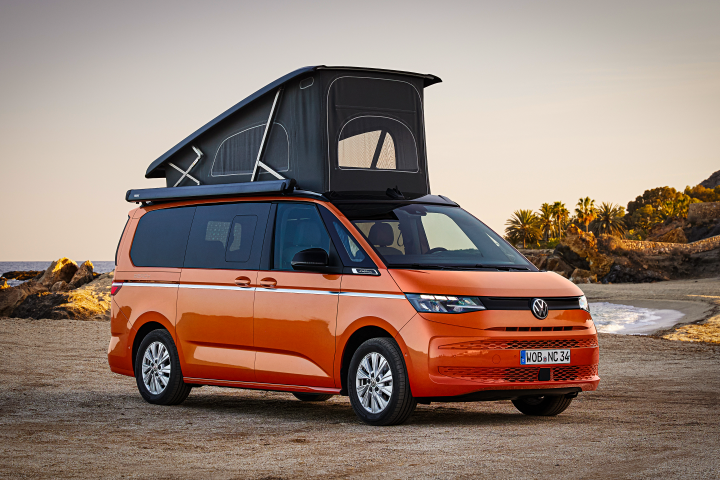 All new Volkswagen California models include a pop-up sleeper roof; the differences come down below