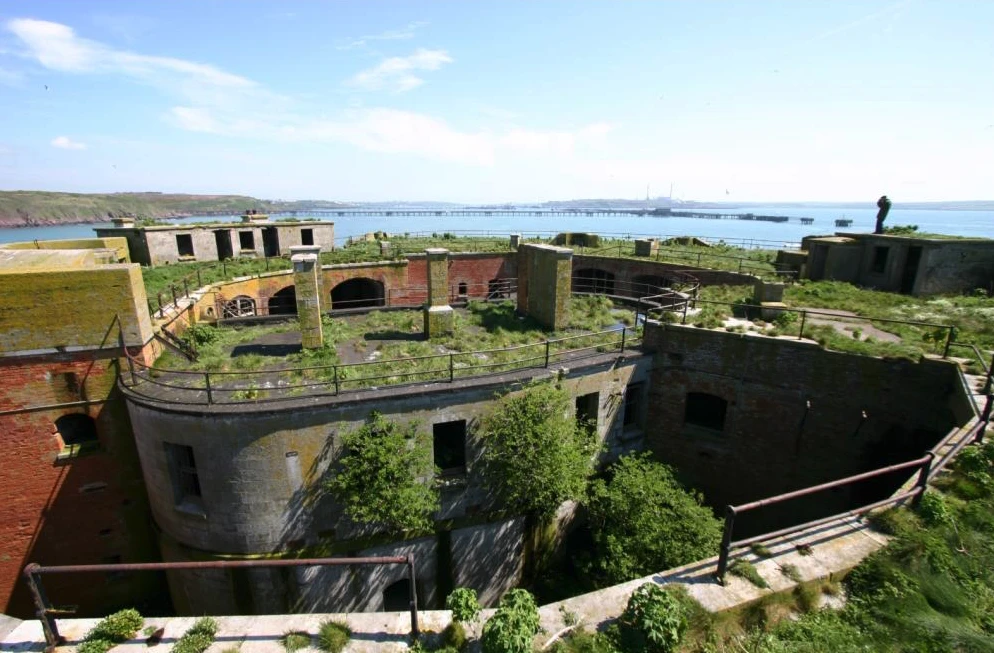 Stack Rock Fort served as one of a chain of forts meant to protect the coast from the threat of an invasion from France under Napoleon III